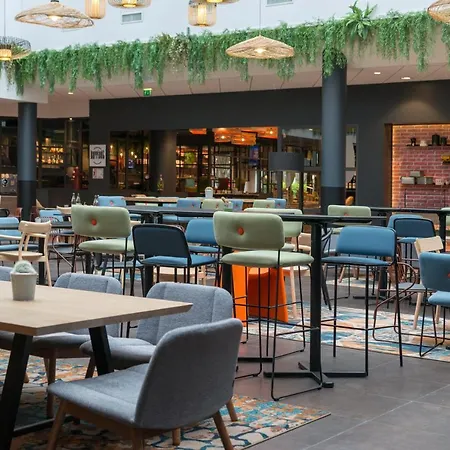Mercure Centre Compans Szálloda 4*