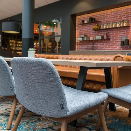 Mercure Centre Compans Szálloda 4*