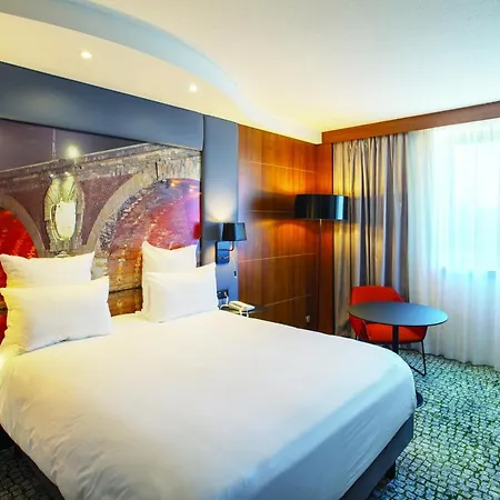 Szálloda Mercure Centre Compans