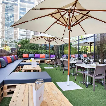 Mercure Centre Compans Szálloda 4*
