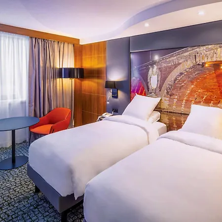 Szálloda Mercure Centre Compans