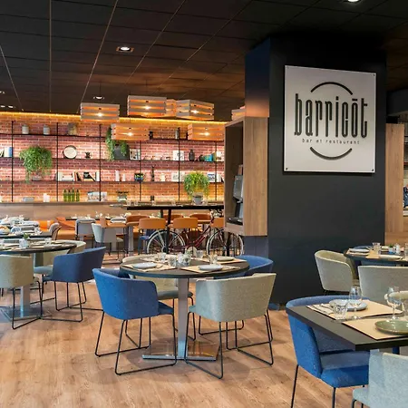 Szálloda Mercure Centre Compans
