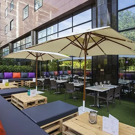 Szálloda Mercure Centre Compans