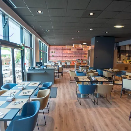 Mercure Centre Compans